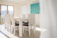 The Power House - Views & More - B&B Airlie Beach