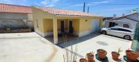 Kyrios Lounge Studio with use of private pool - B&B Carrascal