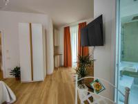 Deluxe Double Room with Balcony and Sea View