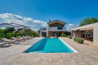 Villa Deluxe