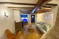 1750's cottage with open fire and beams - B&B Up Holland