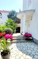 Apartments Bella Vita - Bed and Breakfast Malinska