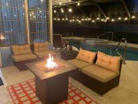 Beautiful Vacation Spot! - Bed and Breakfast Beverly Hills