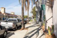Visit the Beach from a Historic Downtown Apartment - NRP21-00092 - B&B