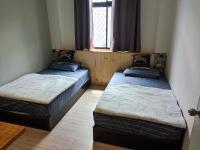 Standard Twin Room with Shared Bathroom