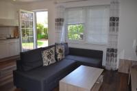 Yacht im Schiffehaus - B&B Wangerland