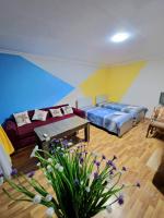 Chambre Lits Jumeaux avec Salle de Bains Commune