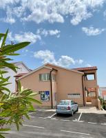 Apartments Ivana - Bed and Breakfast