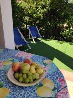 Sul mare con spiaggetta privata vicino a Cefalù. - B&B