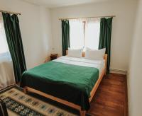 Standard Zimmer mit Kingsize-Bett