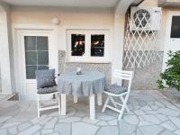 One-Bedroom Apartment with Terrace