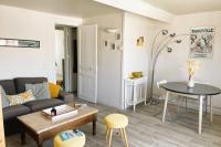 luminous apartment in the heart of trouville - B&B