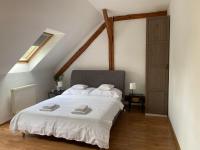 Sunny Attic Apartment - B&B Zvolen