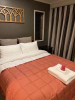 B&B Auckland - Ruth's House Master room with Private shower and toilet - Bed and Breakfast Auckland