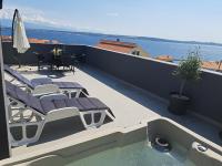 Penthouse Petra with hot tub - B&B Kali