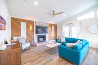 Bright New Beach House with In- Law Suite -- 2 blocks to beach! - B&B San Agustín