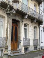 Ground Floor - Hauseman Building close to Thermes - B&B Bagnères-de-Luchon