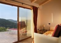 Suite con Vasca Idromassaggio e Vista Bosco