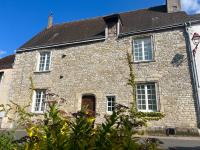 B&B Nancray-sur-Rimarde - Maison de charme, grand SPA JACUZZI, WIFI Fibre & Netflix - Bed and Breakfast Nancray-sur-Rimarde