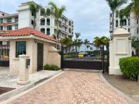 The Country Club Residences at Grand Reserve - B&B