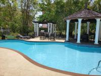 Crystal Cove Oceanfront/ 2 bedroom Condo - B&B