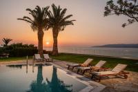 Villa Sunrise Majestic Seaview with Private Pool - B&B Khersónisos