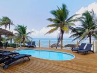 B&B Hutland - Snorkeler's Paradise - Beach Plum Villa - Bed and Breakfast Hutland