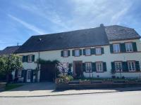 B&B Burgen - Am alten Winzerhof - Bed and Breakfast Burgen