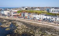 B&B Portstewart - Promenade Apartment Panoramic sea Views Portstewart - Bed and Breakfast Portstewart