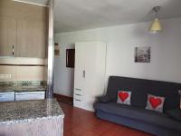 Apartment with Shower