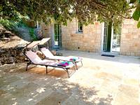 B&B Cannet - Maison de ville dans la Villa Brise des Pins - Bed and Breakfast Cannet