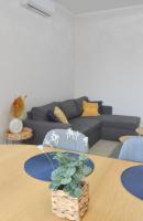Vöröskő Apartmanház - B&B Balatonalmádi