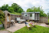 Cherry Blossom, Devon Hideaways - B&B Kenton