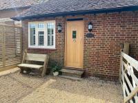 Luxury Self Catering Studio with vaulted ceiling - B&B
