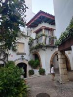 Apart Roc St Gaietà - Ferienwohnung Roda de Barà