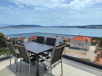 Eva Apartment 2 - B&B Trogir