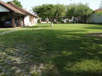 Lázár Apartman - B&B Balatonlelle