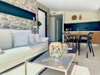 B&B Cala Vadella - Cala Vadella Beachwalk Suites - Bed and Breakfast Cala Vadella