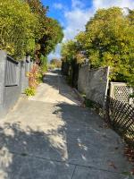 Smart Comfortable Unit - B&B Napier