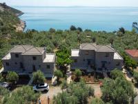 Astros Beach house within an olive farm - B&B