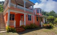 Cozy vacation retreat with free parking - Chambres d’hôtes