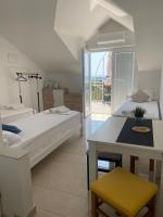Studio apartmani Alex - B&B Novalja