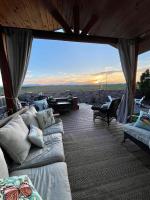 Launch Pad 2 Denver, Boulder & Mountains - B&B Lafayette