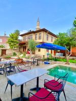 Necip Bey Konağı - Bed and Breakfast