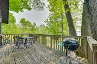 B&B Carp Lake - Waterfront Paradise Lake Cottage with Pvt Dock! - Bed and Breakfast Carp Lake