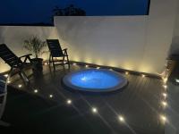 Appartement avec SPA-avril à sept-Camargue 4 personnes - Bed and Breakfast Saint-Laurent-d'Aigouze