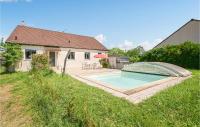 B&B Briare - Awesome Home In Briare With Sauna - Bed and Breakfast Briare