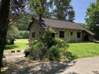 B&B Atzerath - Ardennes villa with riverside garden and views - Bed and Breakfast Atzerath