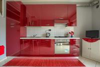 B&B Imperia - The house in red: per un soggiorno pieno di vitalità:mare,sole,passeggiate - Bed and Breakfast Imperia
