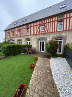 B&B Commes - Duplex lumineux avec jardin et terrasse vue sur château proche Omaha Beach et Bayeux - Bed and Breakfast Commes